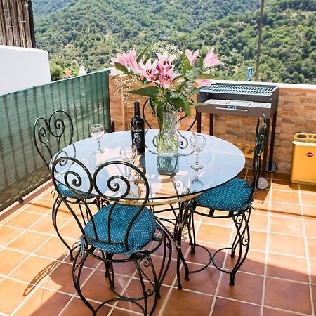 Apartmán La Marikilla Jubrique Exteriér fotografie